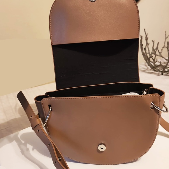 SADDLE CROSSBODY BAG - Picture 4 of 4